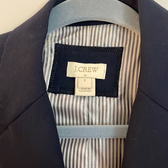 Blazer - Picture 4 of 4